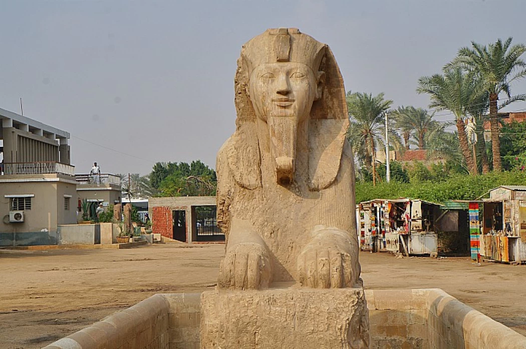 Le sphinx d'albâtre de Memphis